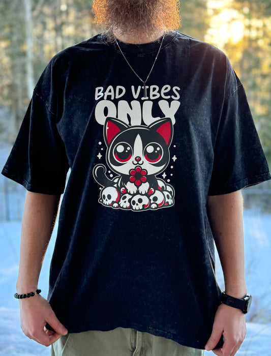 Vintage Bad Vibes Only “Cat Tee” t-shirt